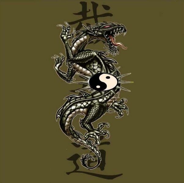 http://www.varvar.ru/arhiv/gallery/dragon_tatoo/images/dragon_4.jpg
