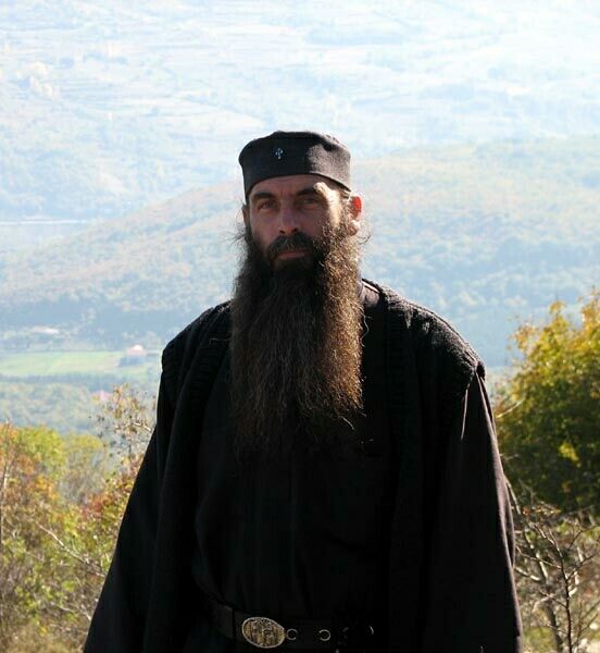 Сербский монах